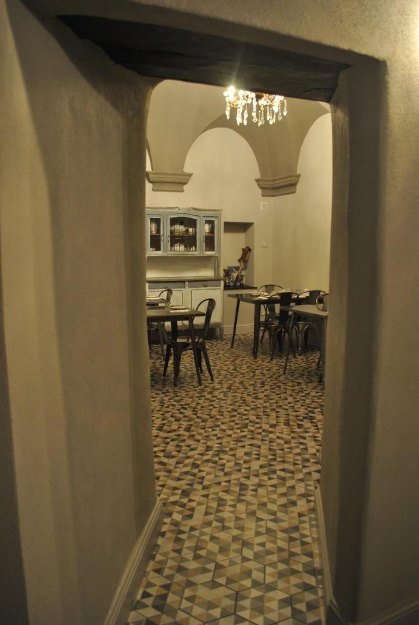Locanda San Tomaso Affittacamere Pietra Ligure Esterno foto
